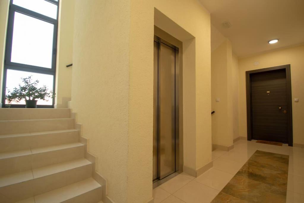 Gardos Bauhaus Apartment Belgrado Buitenkant foto
